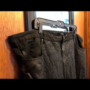 Black Torrid Pants Size 26